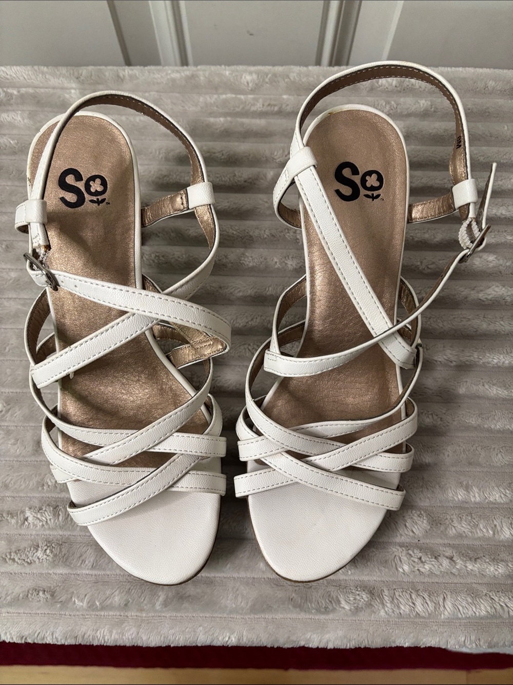 EUC SO White Strappy Crisscross Heeled Sandals